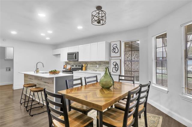 Building Photo - 7408 Meadowview Terrace