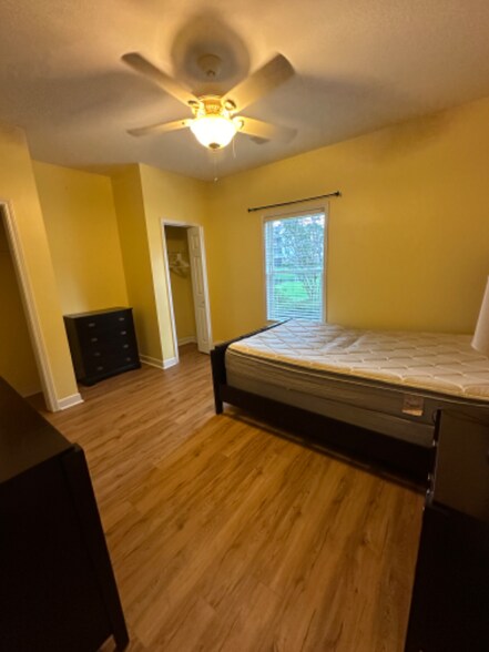 Building Photo - 336 Kiskadee Loop