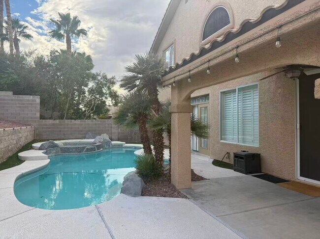 Building Photo - 3079 Paseo Mountain Ave