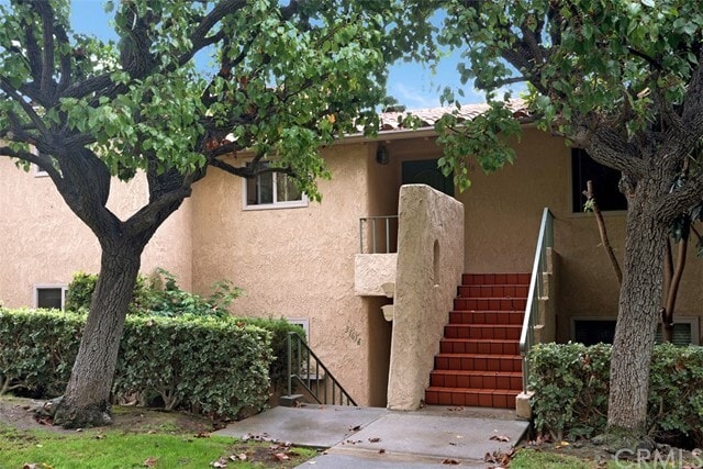 Building Photo - 31618 W Nine Dr