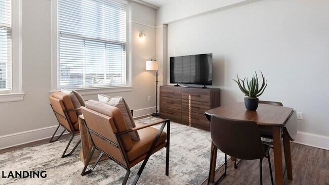 Building Photo - 187 N Church St