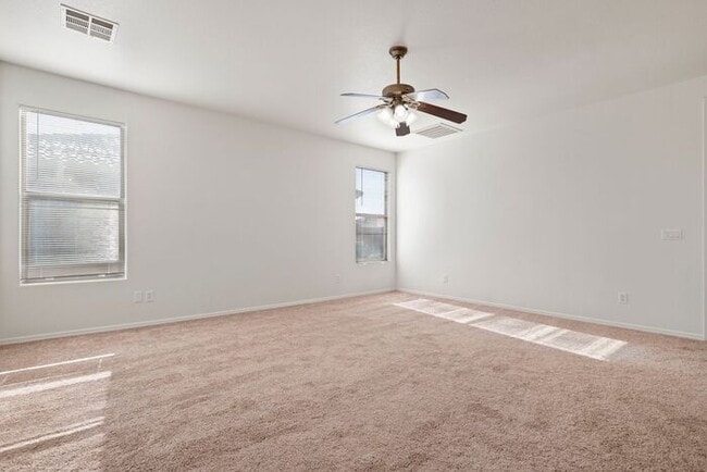 Building Photo - Stunning two-story in San Tan Valley