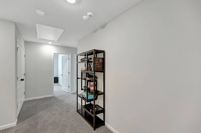 Building Photo - Townes at Merrimack