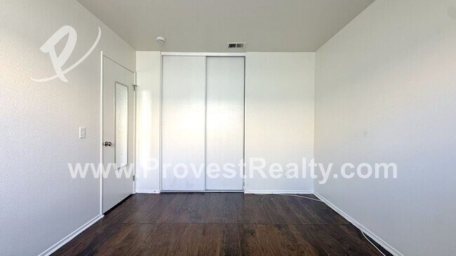 Building Photo - 13591 Monterey Way
