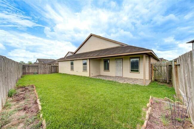 Building Photo - 17834 Royal Breccia Ln