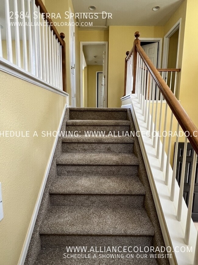 Building Photo - 2584 Sierra Springs Dr