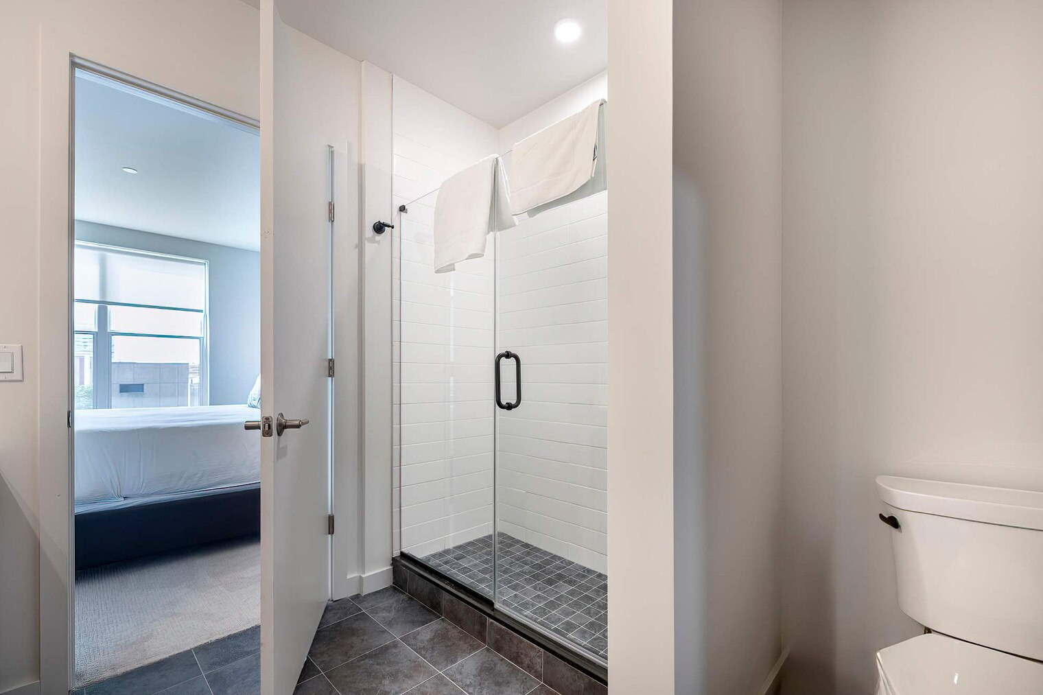 Building Photo - 172 Greyrock Pl