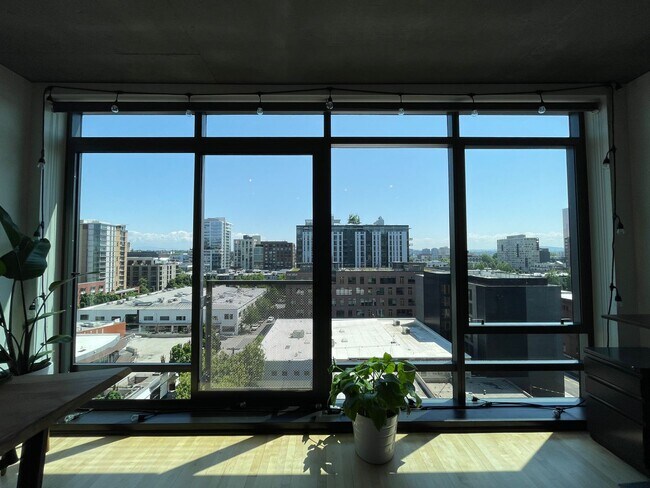 Building Photo - Prime Location in the Heart of the Pearl i...