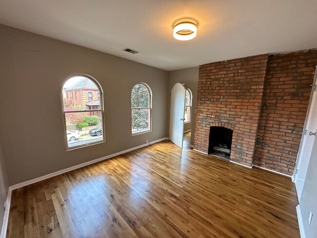 Building Photo - Collins Ave 241-243 MLR