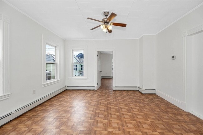 Building Photo - 220 Concord St