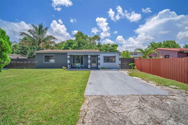Building Photo - 14600 NW 11th Ct