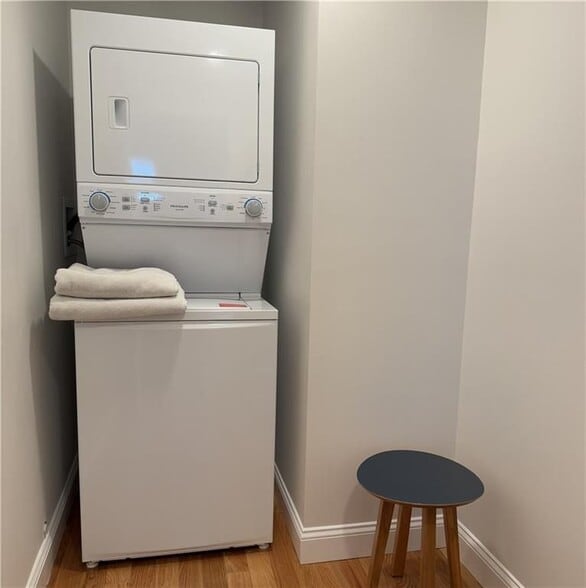 Building Photo - 4 Cliff Ave