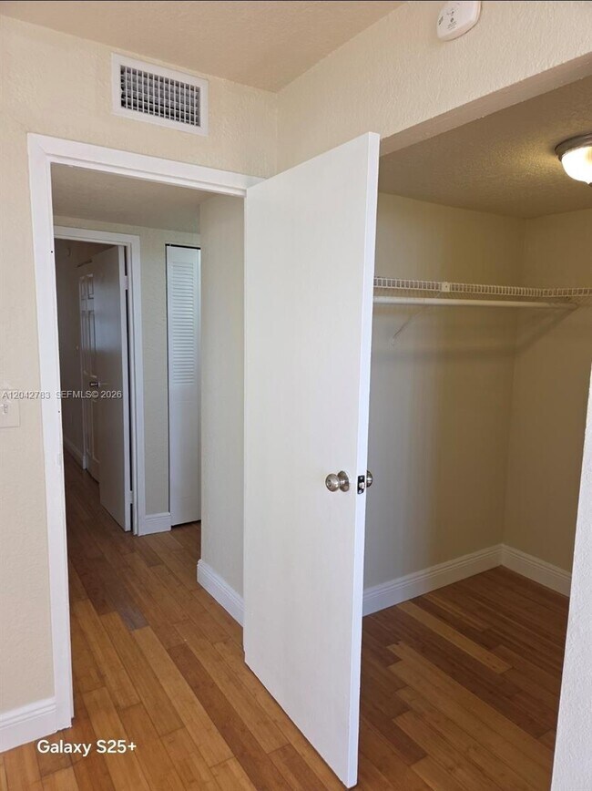 Building Photo - 1800 SW 81st Ave