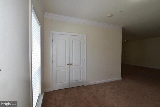 Building Photo - 139 Hokeland Dr
