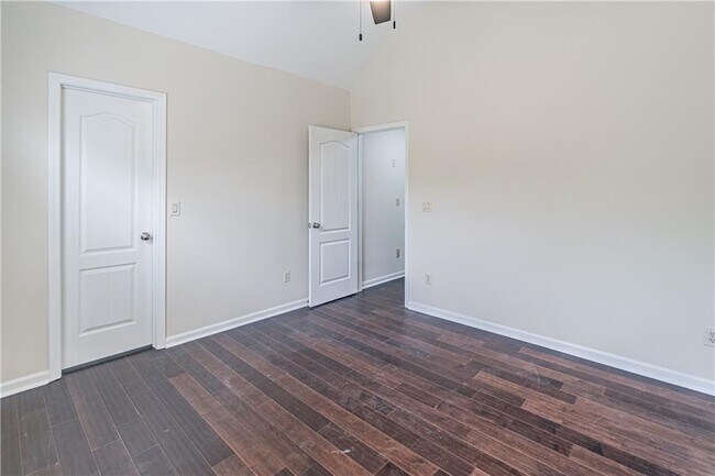 Building Photo - 8488 Spring Breeze Terrace