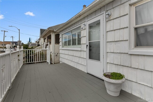 Building Photo - 44 Nevada Ave