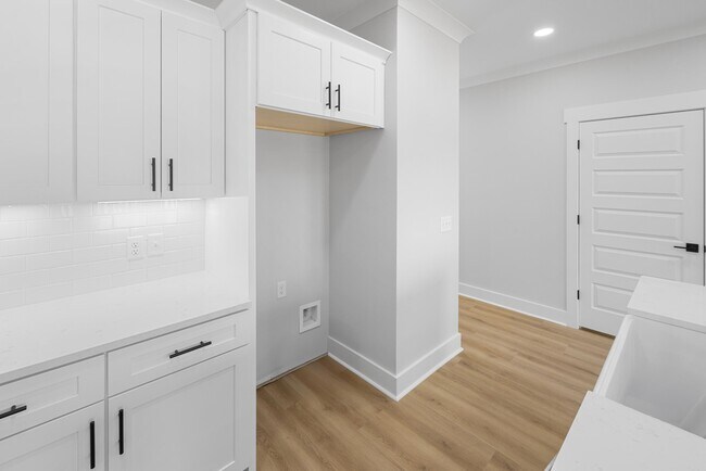 Building Photo - 1409 Little Brothers Ln