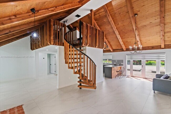 Building Photo - 8920 Crescent Dr