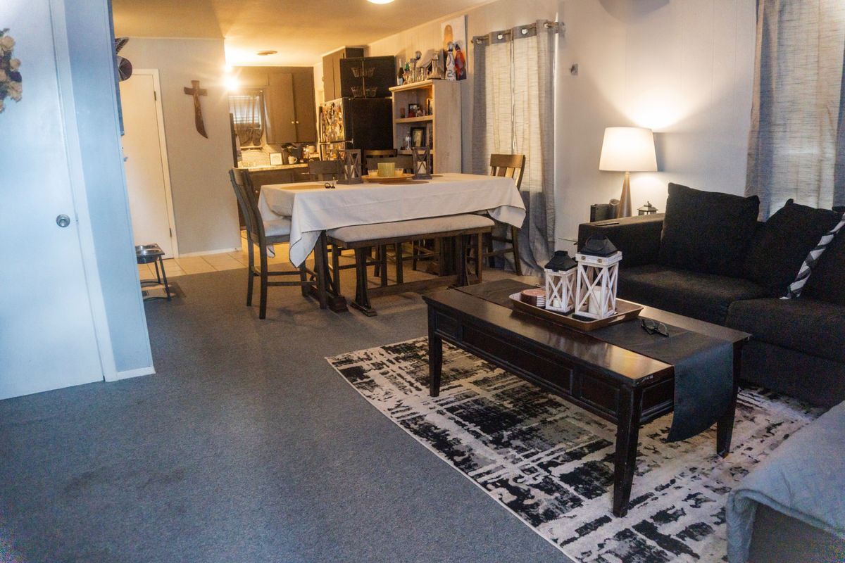 Building Photo - 115 Lake St