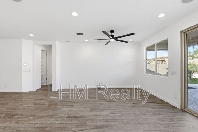 Building Photo - 12364 E Ballentine Rd