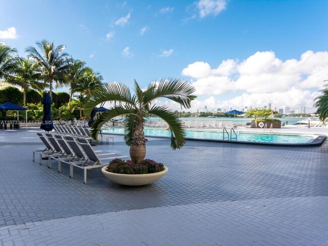 Building Photo - 1200 West Ave