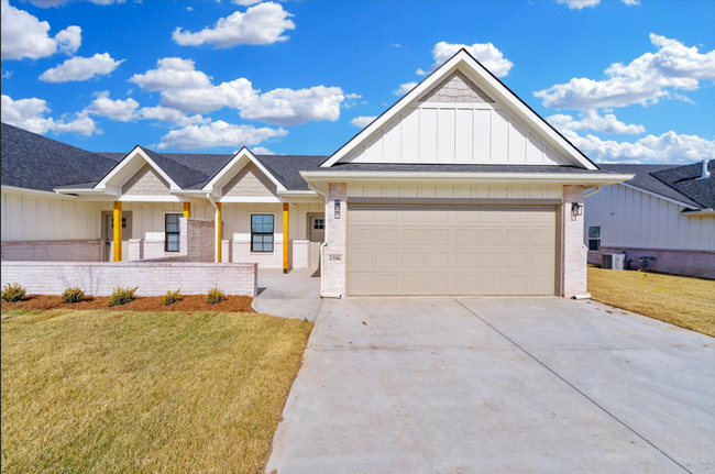 Primary Photo - *Beautiful New Duplexes in Goddard School ...