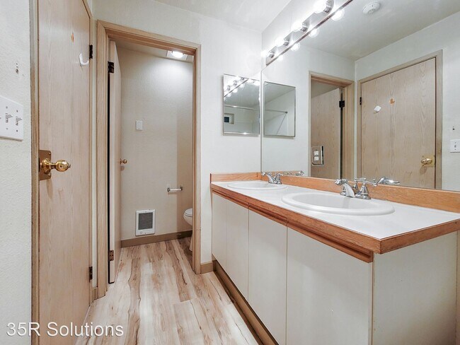 Building Photo - 3 br, 2.5 bath House - 26261 114th Lane SE