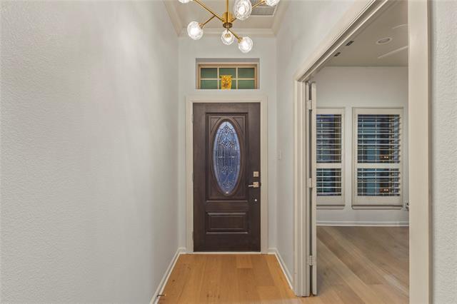 Building Photo - 1209 Savoy Ln