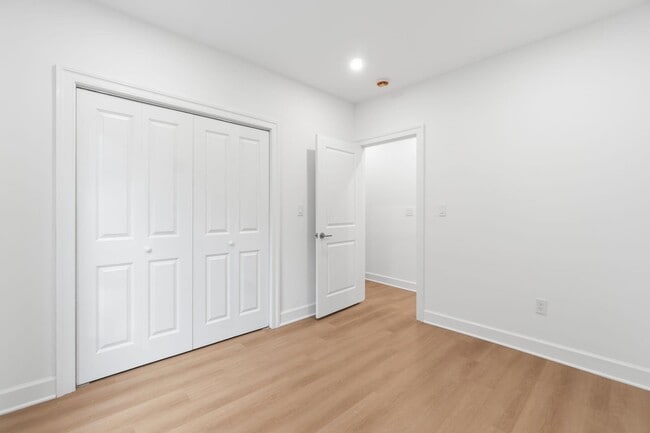 Building Photo - 685 JFK Blvd E