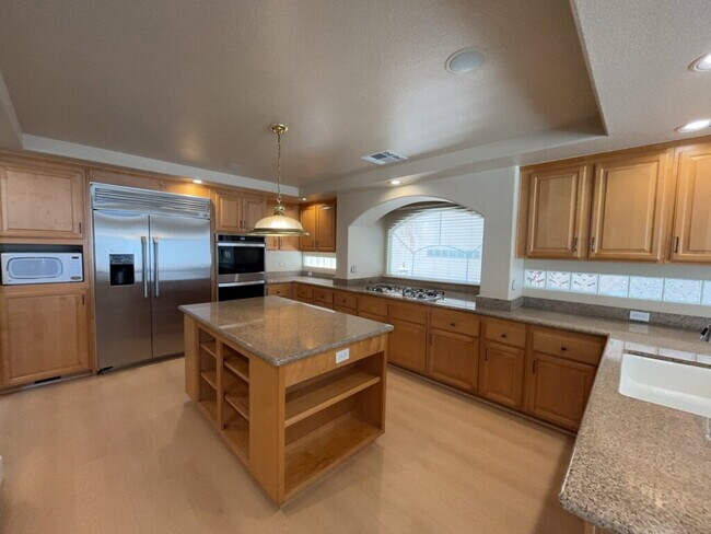 Building Photo - 11155 Grants Landing Ct