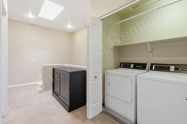 Building Photo - CENTRALLY LOCATED LA COSTA TOWNHOME