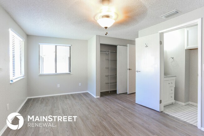 Building Photo - 4681 Swallowtail Dr