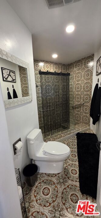 Building Photo - 2231 S Caliente Dr