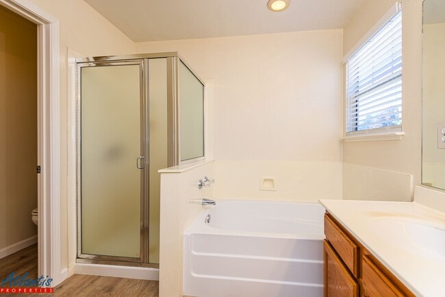 Building Photo - 6325 Windrow Ct