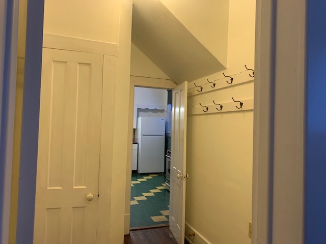 Coat Vestibule with Powder Room - 10 Lawn Ave