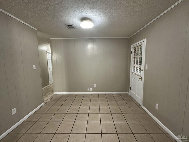 Building Photo - 2810 Donley St