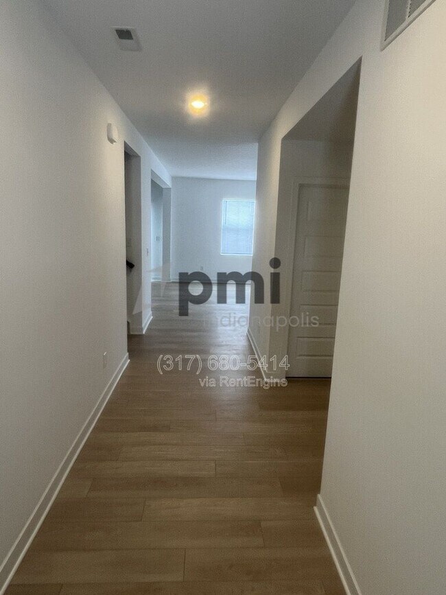 Building Photo - 10819 Gates Crk Dr