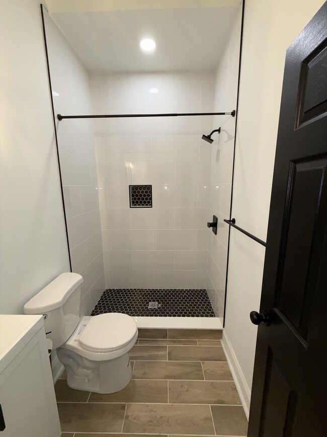 Building Photo - 2028 Druid Hill Ave