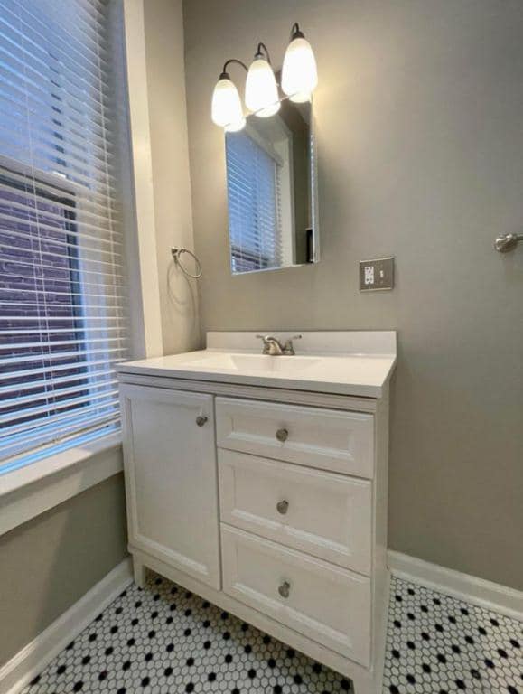 Building Photo - 1318 S Brook St