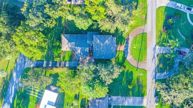 Building Photo - 126 E Palmetto Ave