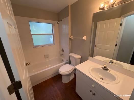 Building Photo - 6115 Sand Key Ln