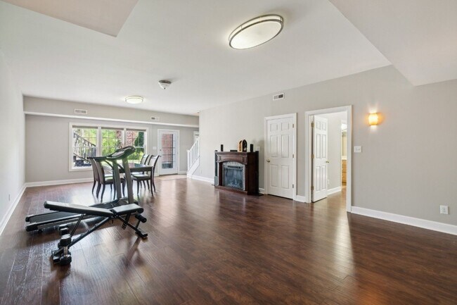 Building Photo - 4137 Jensome Ln