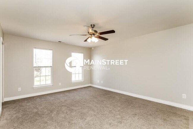 Building Photo - 4 Bedroom Pet-Friendly Home in Mooresville, NC with Main Street Renewal