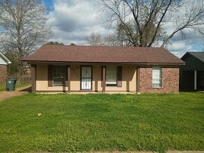 Building Photo - Newly renovated 3 bedroom 1 bath home