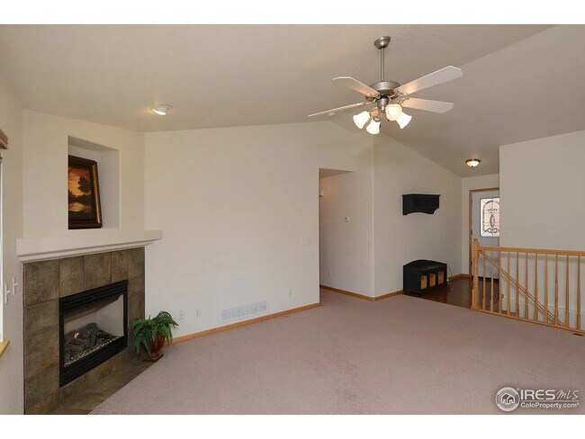 Building Photo - 385 Blue Azurite Ave