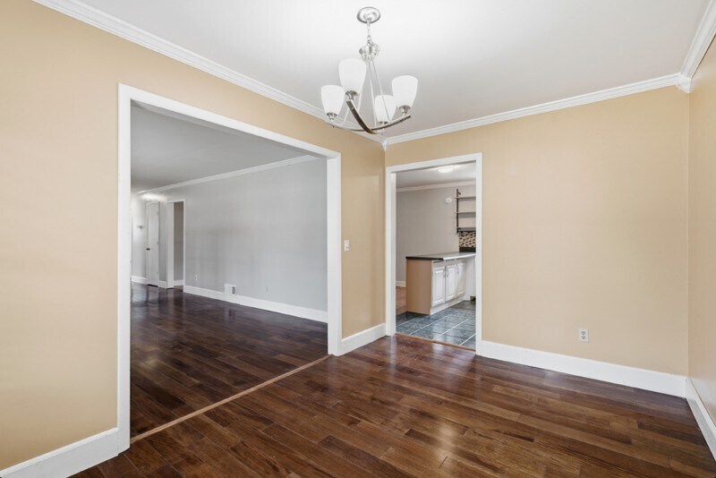 Building Photo - 2351 Emerald Falls Dr