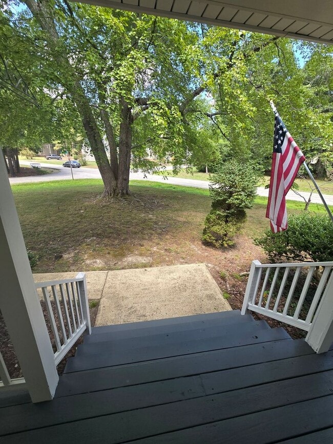 Building Photo - 4 BEDROOM IN CHESTERFIELD COUNTY all viewi...