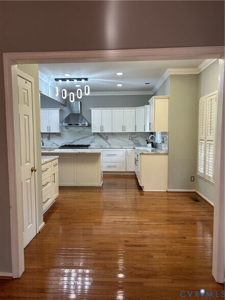 Building Photo - 12305 Maybrook Ln