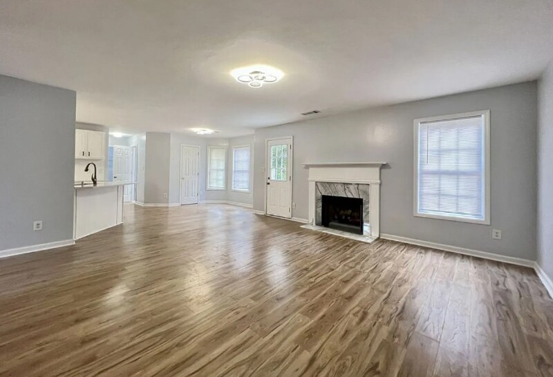 Building Photo - 1060 Grace Dr