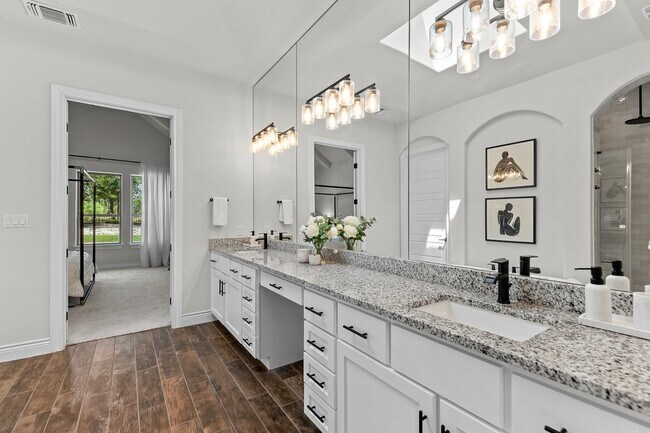 Building Photo - 127 Loysoya St